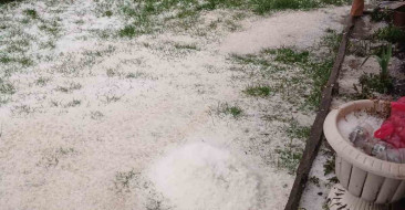 Düzce'nin Yüksek Kesimlerinde Dolu Yağışı