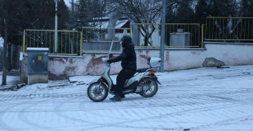 Eskişehir'de Kar Yağışı Hayatı Etkiledi