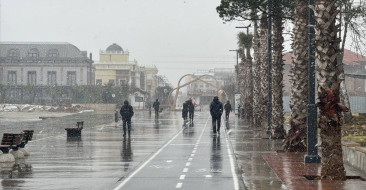 İstanbul'da Kar Yağışı Yüksek Kesimleri Beyaza Bürüdü