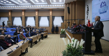 Kayseri Büyükşehir Belediyesi, 865 milyon liralık Kartal Katlı Kavşağı Projesi'ni tanıttı.