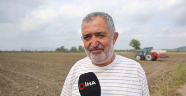 Kozan'da Çiftçiler Dolu Sonrası Mısırlardan Ayçiçeğine Geçiş Yapıyor