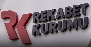 Ticaret Bakanlığı Reklam Kurulu, “vize garantisi” ve “%100 onay” gibi yanıltıcı taahhütler içeren reklamlar nedeniyle 6 aracılık firmasının tanıtımlarını durdurdu.