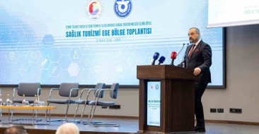 İzmir Ticaret Odası'nda gerçekleştirilen Sağlık Turizmi Toplantısı'nda 26 maddelik manifesto oluşturuldu.