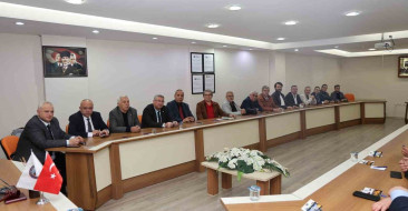 Salihli'de Esnaf ve Meslek Odaları Sorunları Görüşmek İçin Bir Araya Geldi