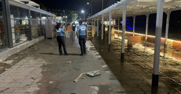 Tekirdağ'da Fırtına Deniz Taşmasına Neden Oldu