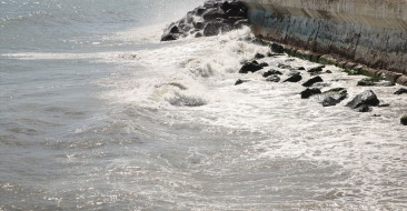 Tekirdağ'da Poyraz Deniz Ulaşımını Aksatıyor
