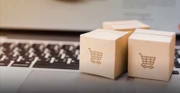 Ticaret Bakanlığı, e-ihracatta yeni pazarlara açılma hedefi doğrultusunda önemli bir adım attı. Bakanlık bünyesinde görev yapan İhracat Genel Müdürlüğü E-İhracat Dijital Pazarlama, Davranışsal Kamu Politikaları ve Yeni Nesil Teknolojiler Daire Başkanı Hasan Önal, küresel ticarette yaşanan gelişmeler doğrultusunda e-ihracatta öncelikli hedef ülke sayısının artırıldığını açıkladı.