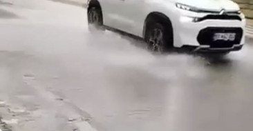 Tokat'ta Sağanak Yağış Hayatı Olumsuz Etkiledi