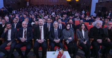 Bakan Uraloğlu, PTT'nin 186. yılı için 'Bak Postacı Geliyor' filminin özel gösteriminde önemli açıklamalarda bulundu.