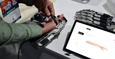 Yerli Robotik El Rehabilitasyon Sistemi Tanıtıldı
