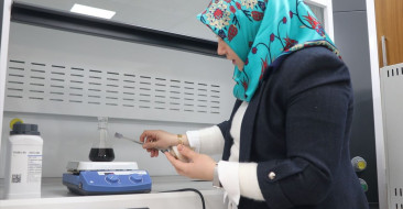 Yozgat'ta Kadın Akademisyenlerden Yenilikçi Proje: Grafen ve Aktif Karbon Üretimi