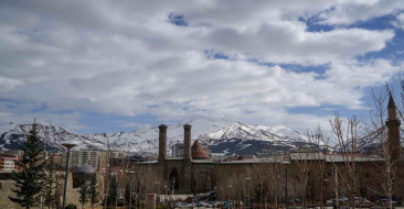 Yüksek Kesimlerde Kar Yağışı ve Buzlanma Uyarısı