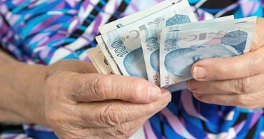10.000 TL emekli aylığı alanlar yaşadı! + 12.400 TL ödeme alabilecekler