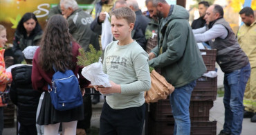 11 Kasım Milli Ağaçlandırma Günü'nde Fidan Dikim Etkinlikleri