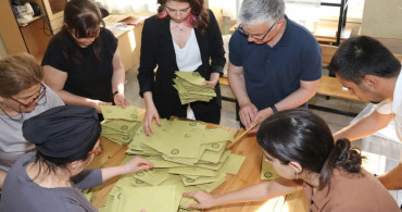14 Mayıs seçimlerini doğru tahmin etmişti: Gündem olan isimden ikinci tur senaryosu