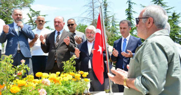 15 Temmuz şehidi Ali Karslı kabri başında dualarla anıldı
