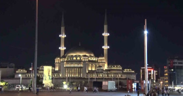 15 Temmuz'un 10. yıl dönümünde camilerde sela okundu
