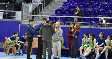 18 Yaş Altı Kızlar Anadolu Şampiyonası'nda Üçüncü Gün Müsabakaları Tamamlandı