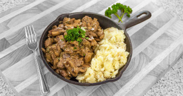 19. Yüzyıldan Bir Lezzet: Beef Stroganoof Tarifi