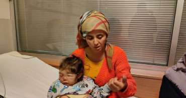 2 çocuğuyla enkaz altında kalmıştı: Üfleyerek çocuklarıma nefes aldırdım