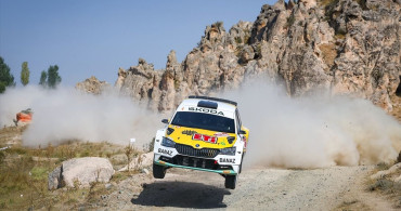 2025 Türkiye Ralli Şampiyonası: Odunpazarı ESOK Rally'nin İkinci Günü Tamamlandı