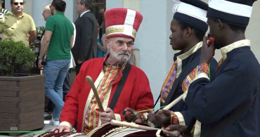 25 ülkeden gelen öğrencilerin mehter geleneği ile buluşması