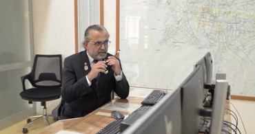 34 yıllık polis memuru meslektaşlarına telsizden veda etti