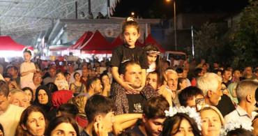 48. Honaz kiraz kültür ve sanat festivali başladı