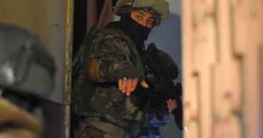 5 İlde FETÖ Operasyonu: 1 'i Polis 12 Gözaltı