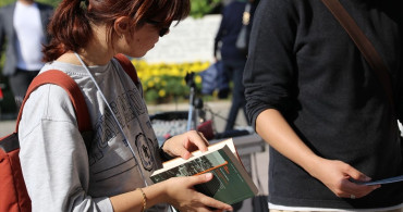 6. İzmir Kitap Fuarı Kapılarını Açtı
