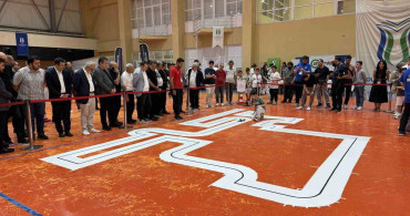 740 takım, 800 bin TL ödül: teknoloji şöleninin heyecanı başladı