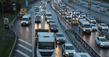 80 Saatlik Yasağın Sona Ermesiyle E-5’te Trafik Yoğunluğu