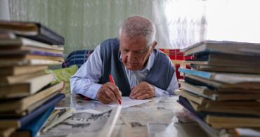 89 Yaşında Şiir Tutkusu: Edip Önal'ın Yazdığı 4000'den Fazla Şiir