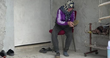 94 yaşındaki emine nine, 90 yıldır keçileriyle dağlarda yaşıyor