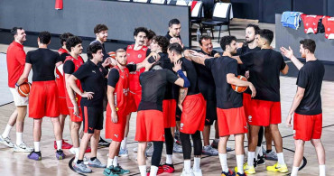 A milli erkek basketbol takımı hazırlıklarını Antalya’da sürdürecek