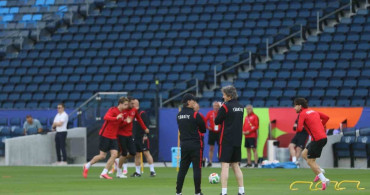 A milli futbol takımı, Los Angeles'taki ilk antrenmanını yaptı