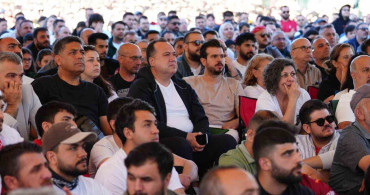 A milli futbol takımı Paraguay karşılaşması Manisa'da dev ekrandan yayınlanacak