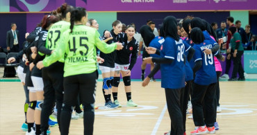 A Milli Kadın Hentbol Takımı'nın İslami Dayanışma Oyunları Başarısı