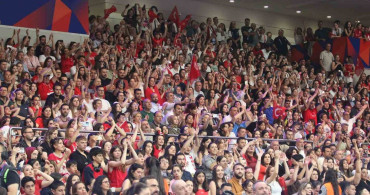 A milli kadın voleybol takımı fransa'yı 3-0 mağlup etti