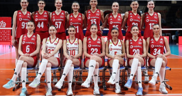 A Milli Kadın Voleybol Takımı Polonya'yı Yendi