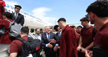 A Milli Takım 2026 Dünya Kupası İçin ABD'ye Yola Çıktı