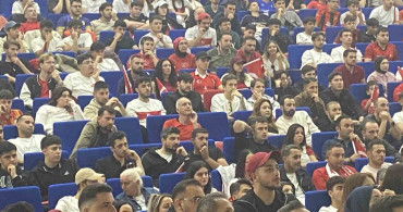 A milli takımın avustralya ile maçı ankara'da dev ekranda izlendi