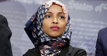 ABD Kongre Üyesi Ilhan Omar'a Terörist Benzetmesi 