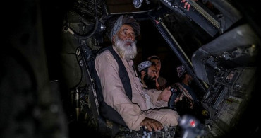 ABD'nin Bagram Üssü Artık Taliban'ın Karargahı Oldu