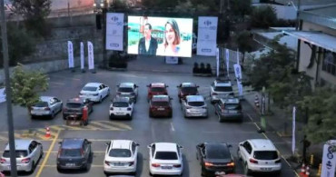 Açık Havada Arabalı Sinema Keyfi