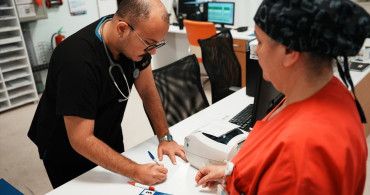 Acil Serviste Anne-Oğul İşbirliği: Gülcan ve Burak Can Bulan Örnek Bir Hikaye