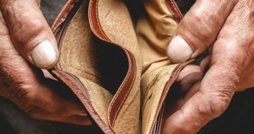 Açlık Sınırı 2 Bin 374 Liraya Çıktı