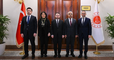 Adalet Bakanı Gürlek, DEM Partili Vekillerle Terörsüz Türkiye Sürecini Görüştü