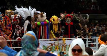 Adana'da 14. Portakal Çiçeği Karnavalı Coşkusu