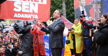 Adana'da CHP'den Zeydan Karalar'a Destek Gösterisi